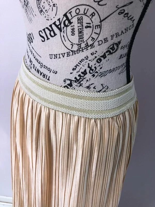 💛 Gold pleated skirt – Majolica – Size S – Very good condition – photo 8